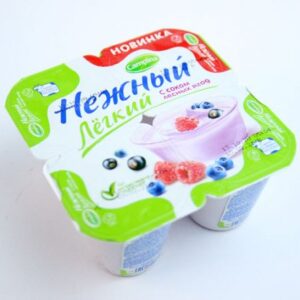 Йогурт ʺCampina Нежныйʺ лесные ягоды 1,2%, 100гр